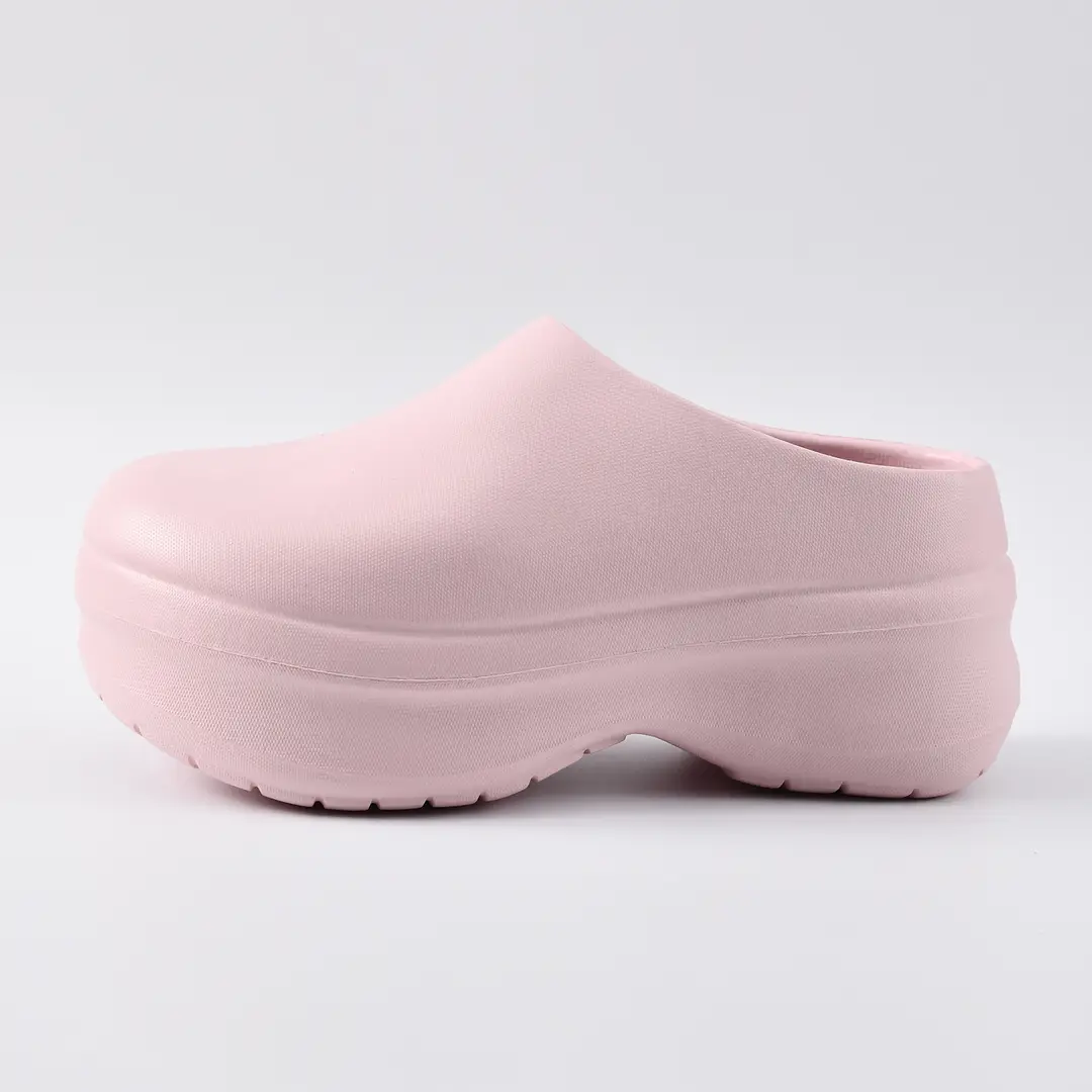 Summer New Soft-Soled Closed-Toe Slippers for Women, Fashionable Casual Shoes, Non-Slip, Odor-Resistant Work Sandals - Image 3