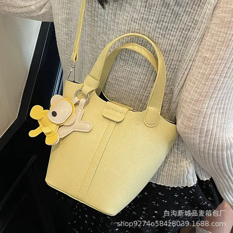 Women's New 2026 Lychee Handbag with Yellow Charm - Image 13