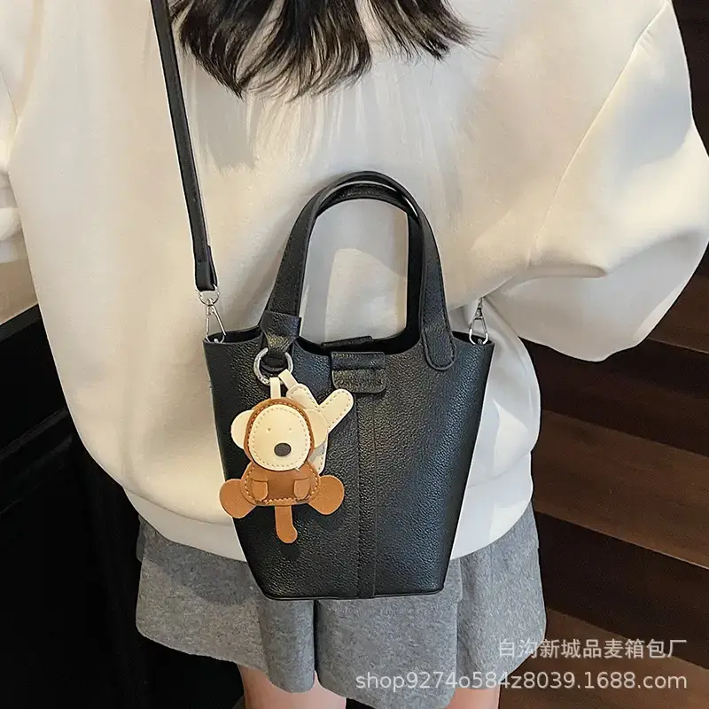 Women's New 2026 Lychee Handbag with Yellow Charm - Image 14