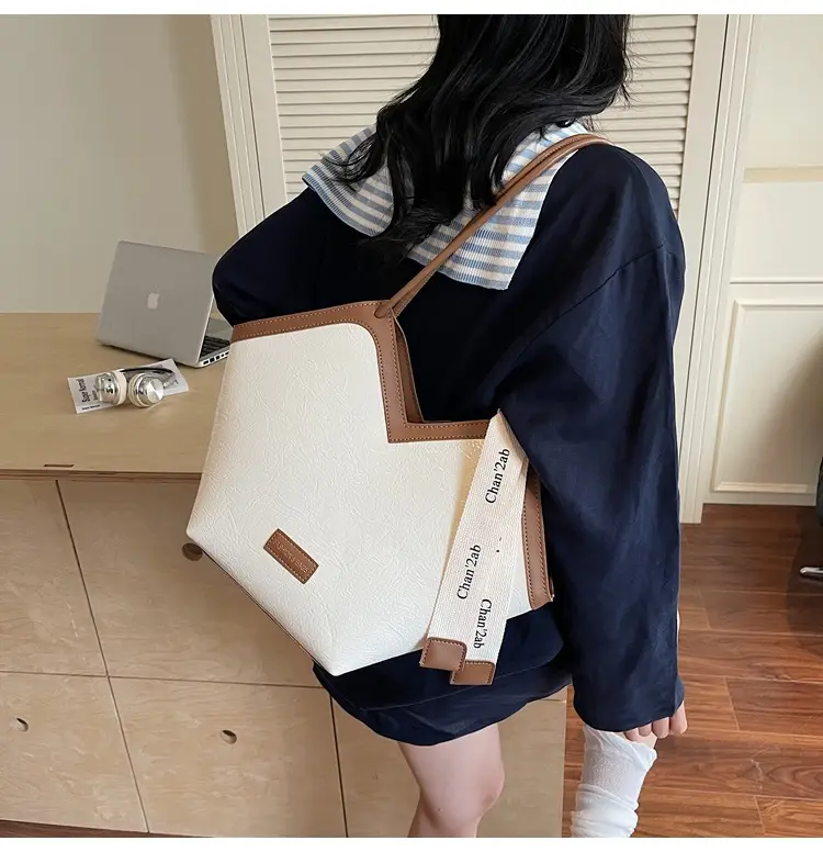 2025 Large Capacity Women's Tote Bag with Leather Trim — feature 21