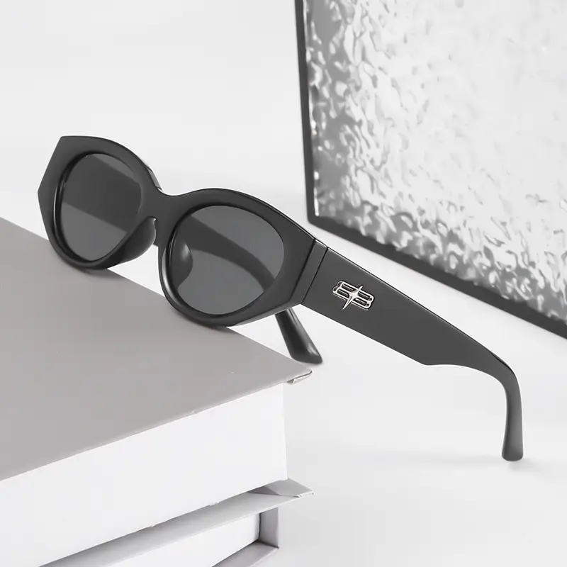 Women Retro Cat-Eye Sunglasses Anti-UV Slimming Frame - Image 8