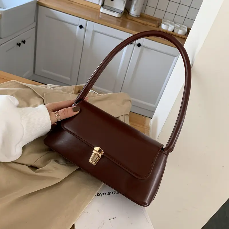 Women's Brown Leather Shoulder Bag with Gold Clasp - Image 6