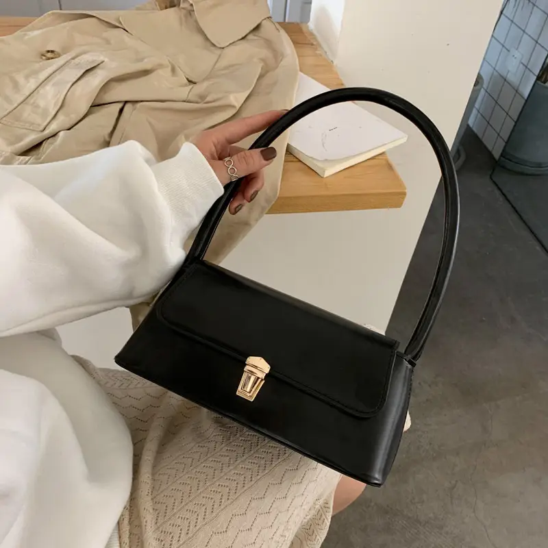 Women's Brown Leather Shoulder Bag with Gold Clasp - Image 7