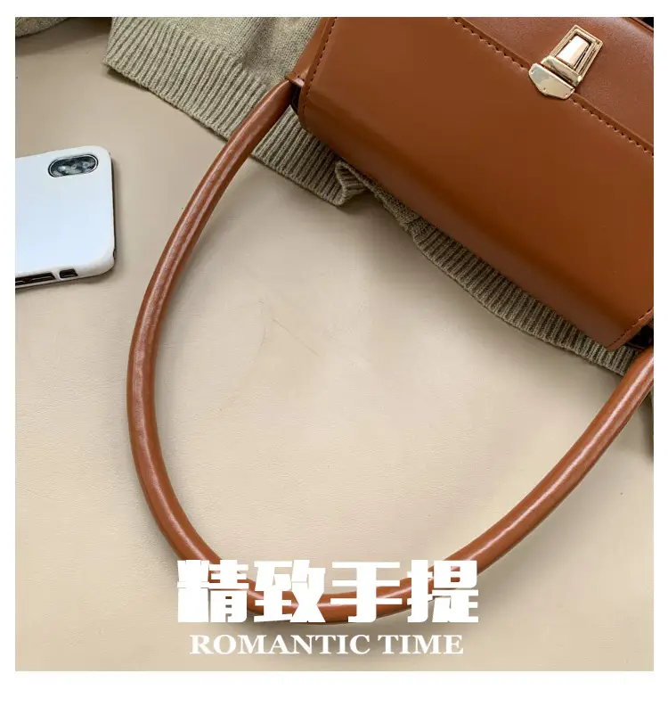 Women's Brown Leather Shoulder Bag with Gold Clasp — feature 3