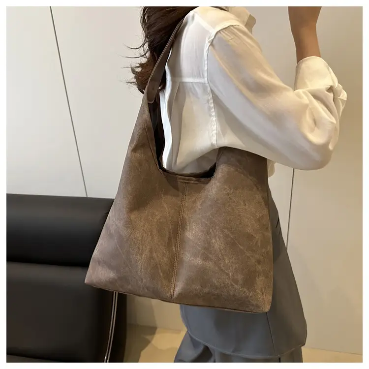 Brown Velvet Shoulder Tote Bag for Women 2025 — feature 10