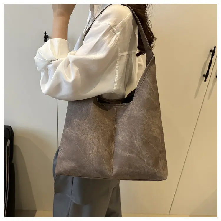 Brown Velvet Shoulder Tote Bag for Women 2025 — feature 11