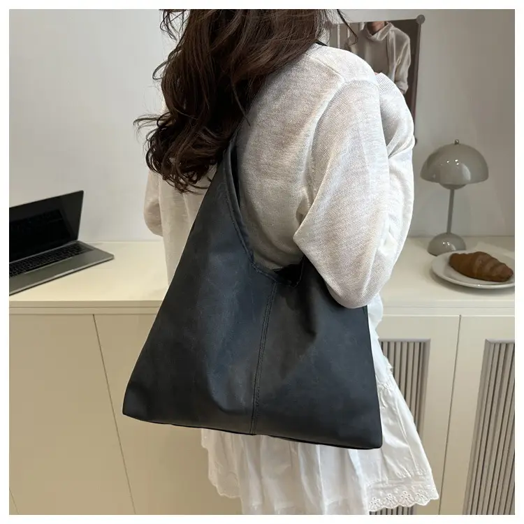 Brown Velvet Shoulder Tote Bag for Women 2025 — feature 16