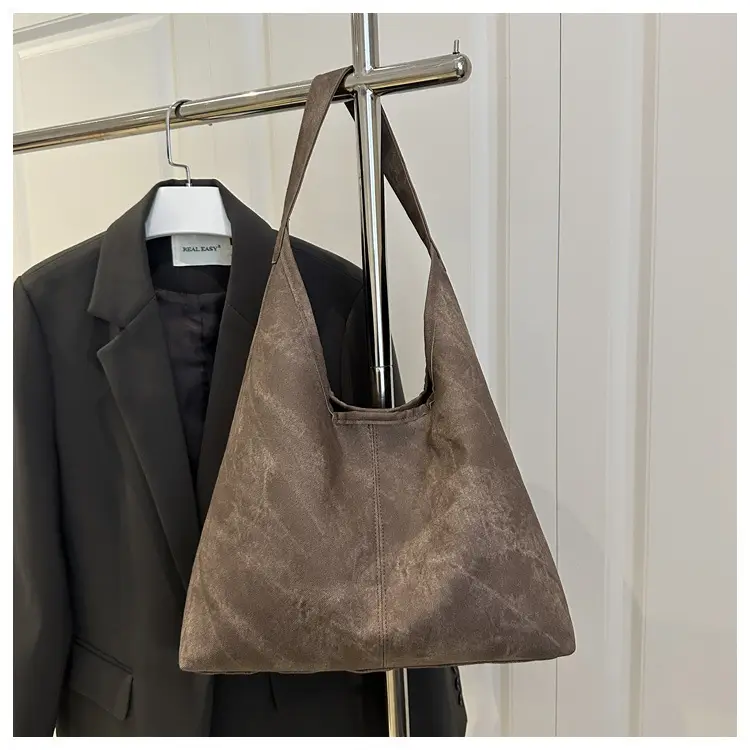 Brown Velvet Shoulder Tote Bag for Women 2025 — feature 19