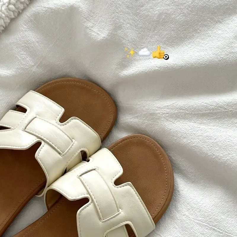 Soft and Waxy Holiday Style Lazy French Romantic Summer New Soft-Soled Sandals for Women to Wear Outside Non-Slip Breathable Sandals