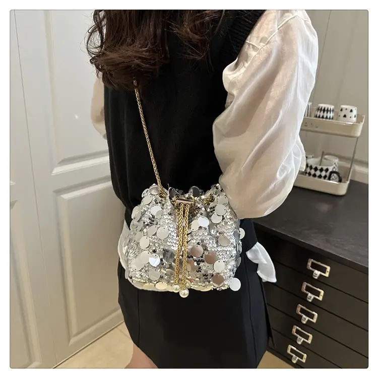 Fashionable Sequin Chain Bags for Women 2025 — feature 12