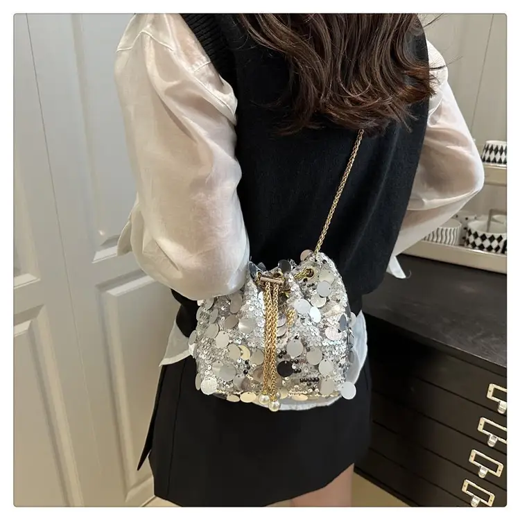 Fashionable Sequin Chain Bags for Women 2025 — feature 13