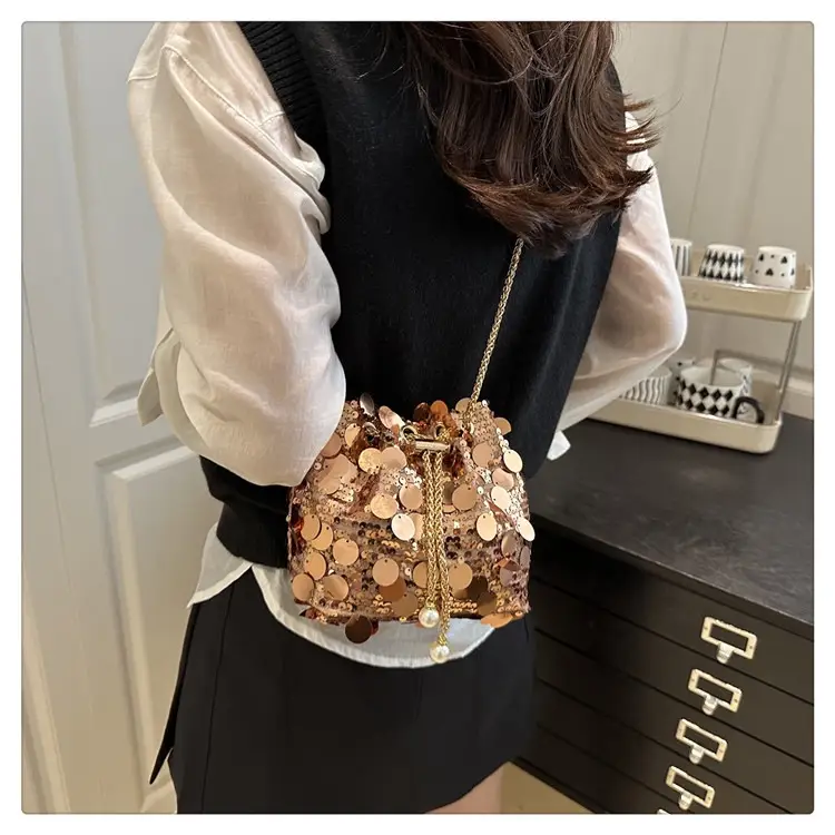 Fashionable Sequin Chain Bags for Women 2025 — feature 15