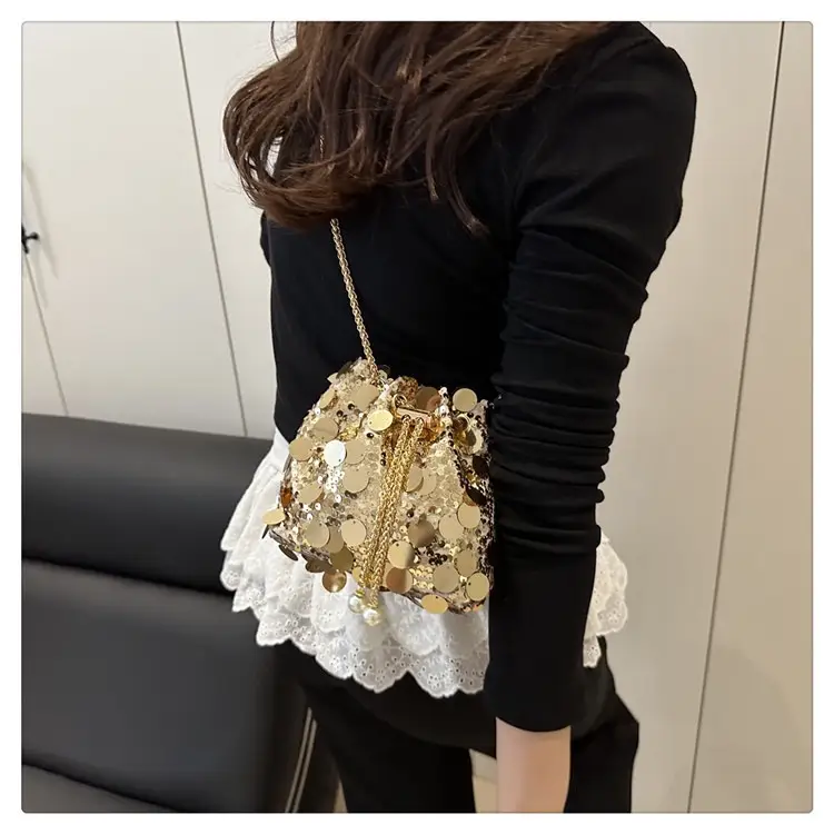 Fashionable Sequin Chain Bags for Women 2025 — feature 17