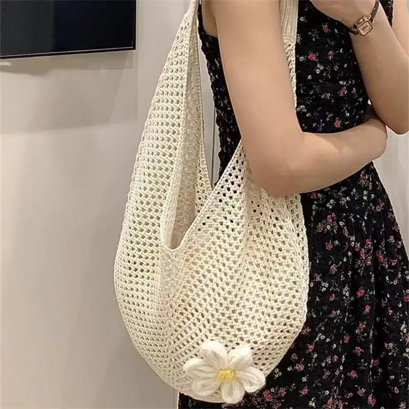 Green Woven Shoulder Bag for Women Summer Beach Use — feature 14