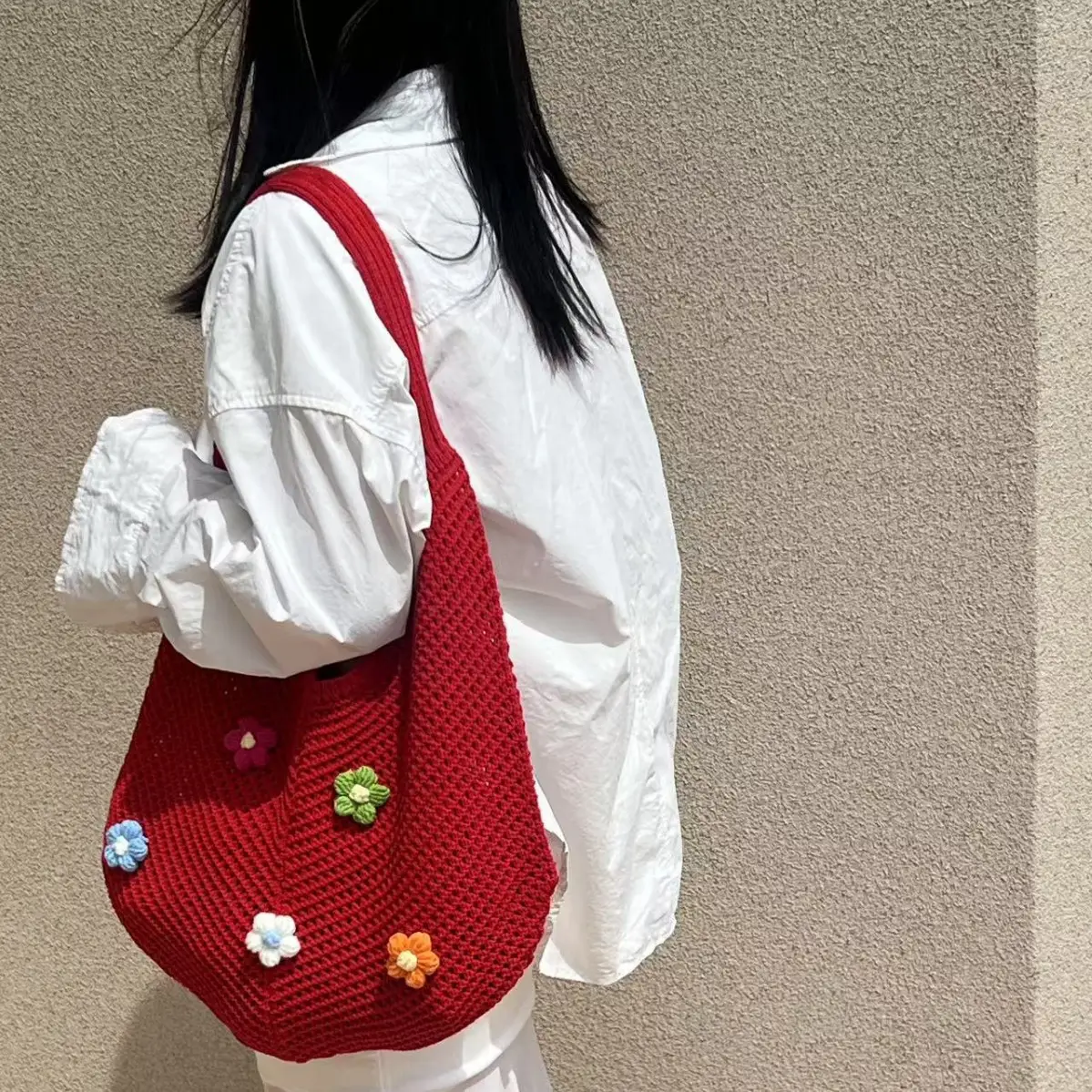 Green Woven Shoulder Bag for Women Summer Beach Use — feature 25