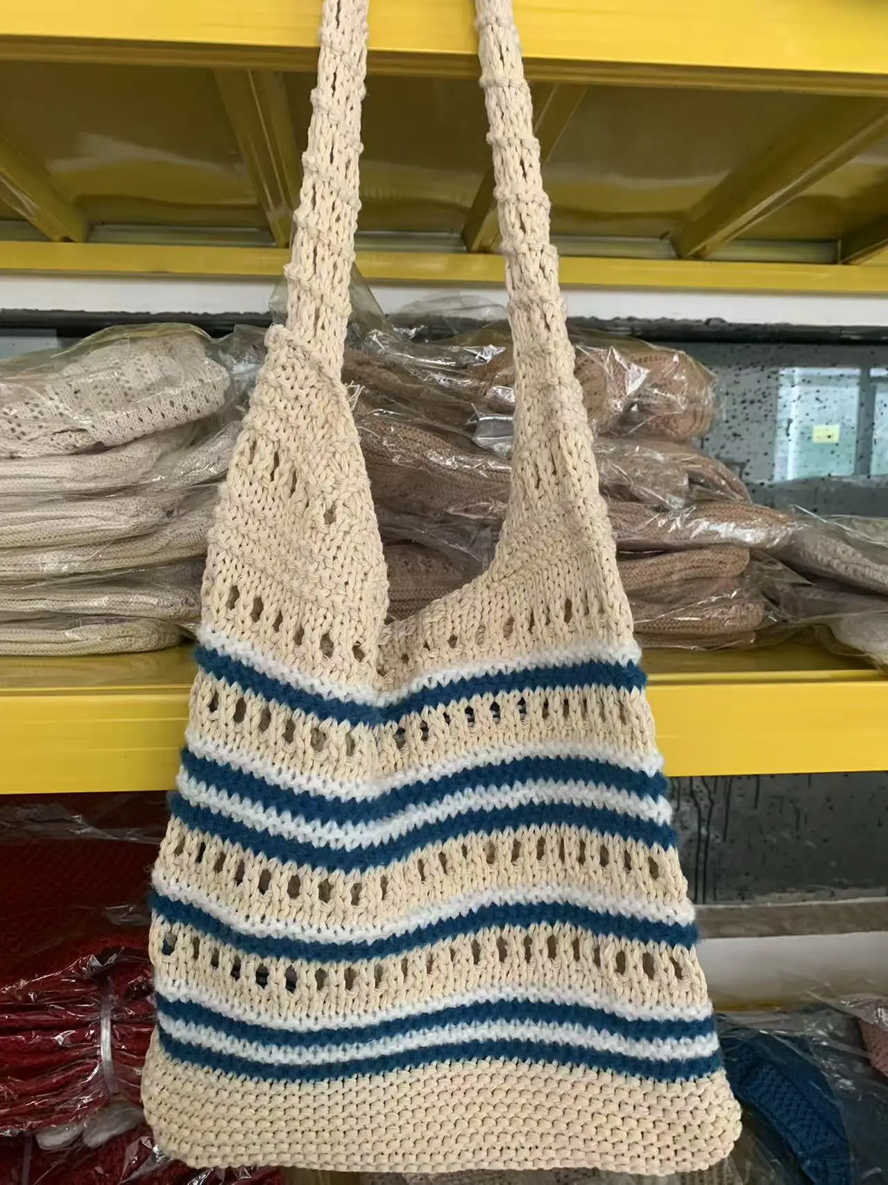 Green Woven Shoulder Bag for Women Summer Beach Use - Image 22