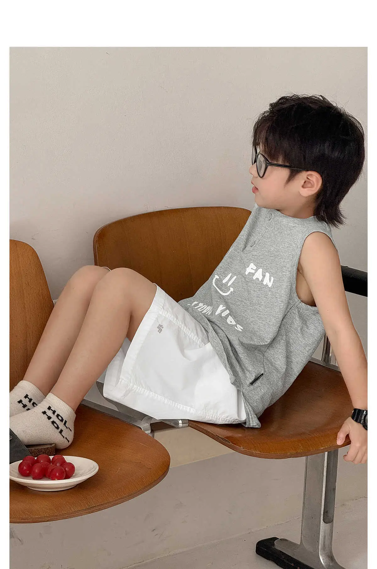 Kids Vest White Graphic Summer 2025 — feature 18