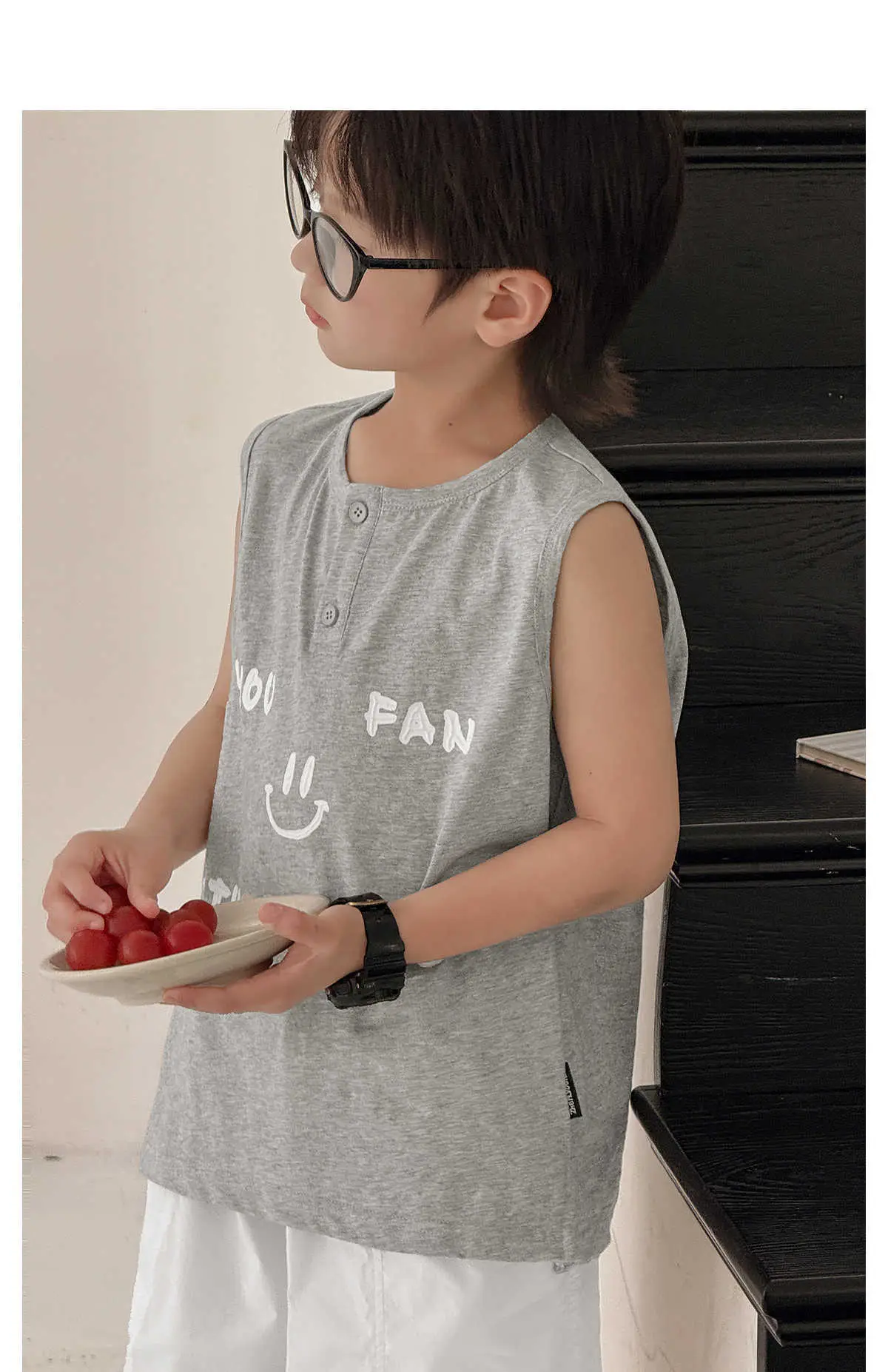 Kids Vest White Graphic Summer 2025 — feature 20