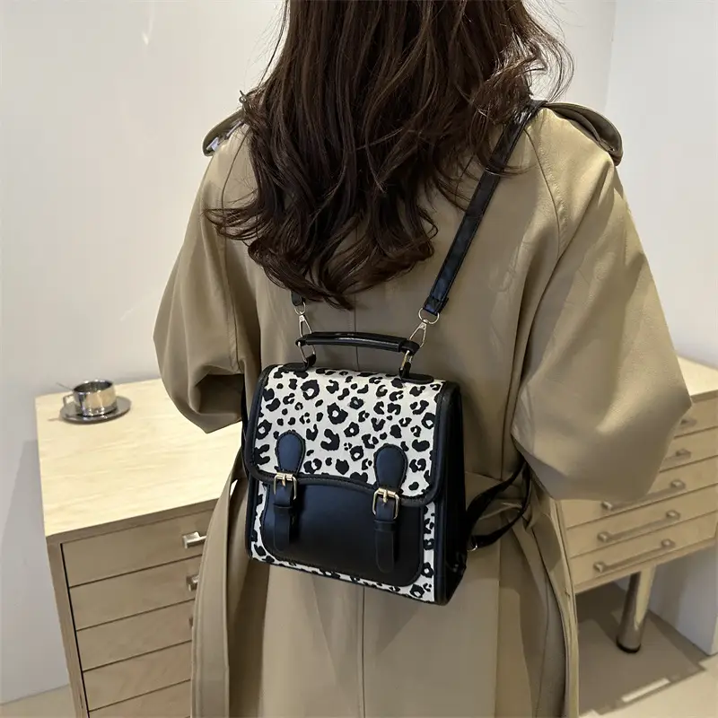 Retro Leopard Print Mini Shoulder Messenger Bag - Image 6