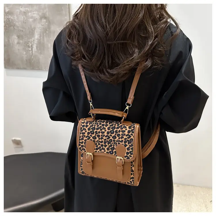 Retro Leopard Print Mini Shoulder Messenger Bag — feature 15