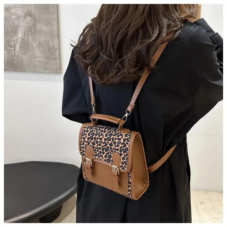 Retro Leopard Print Mini Shoulder Messenger Bag — feature 19