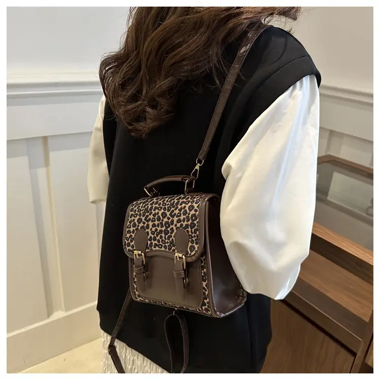 Retro Leopard Print Mini Shoulder Messenger Bag — feature 21