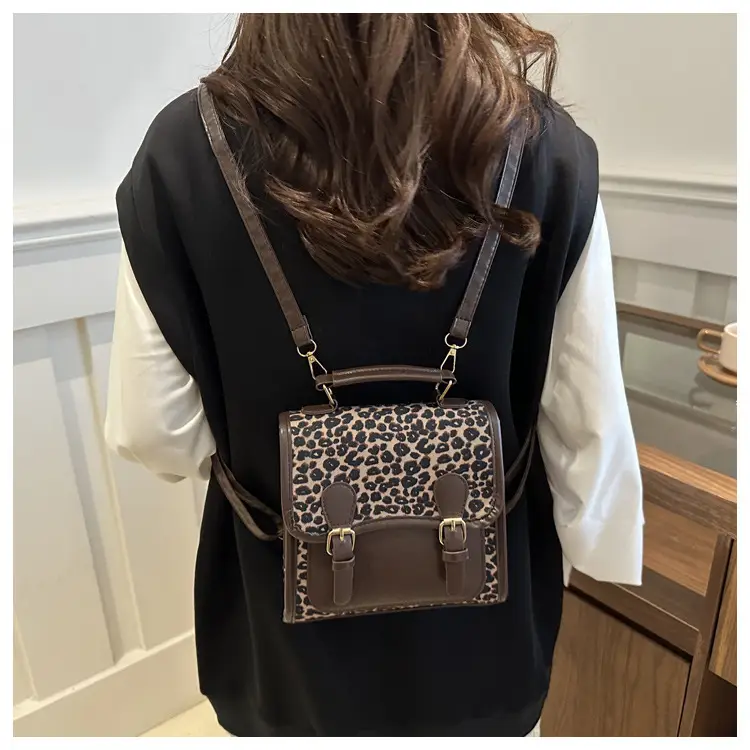 Retro Leopard Print Mini Shoulder Messenger Bag — feature 23