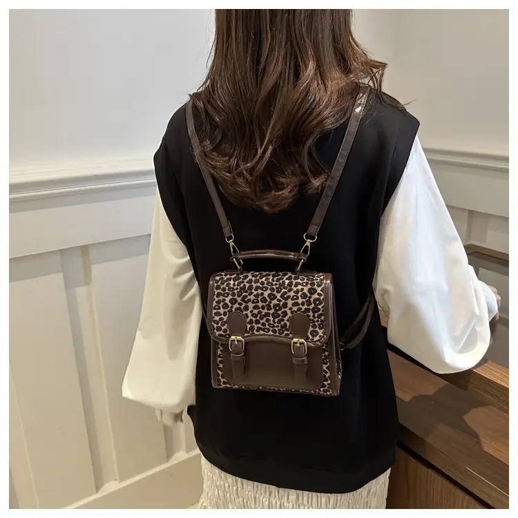 Retro Leopard Print Mini Shoulder Messenger Bag — feature 24