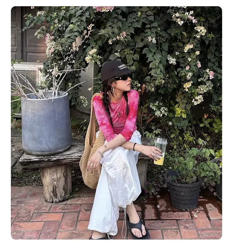 Blue Woven Straw Crossbody Bag for Women Summer — feature 4