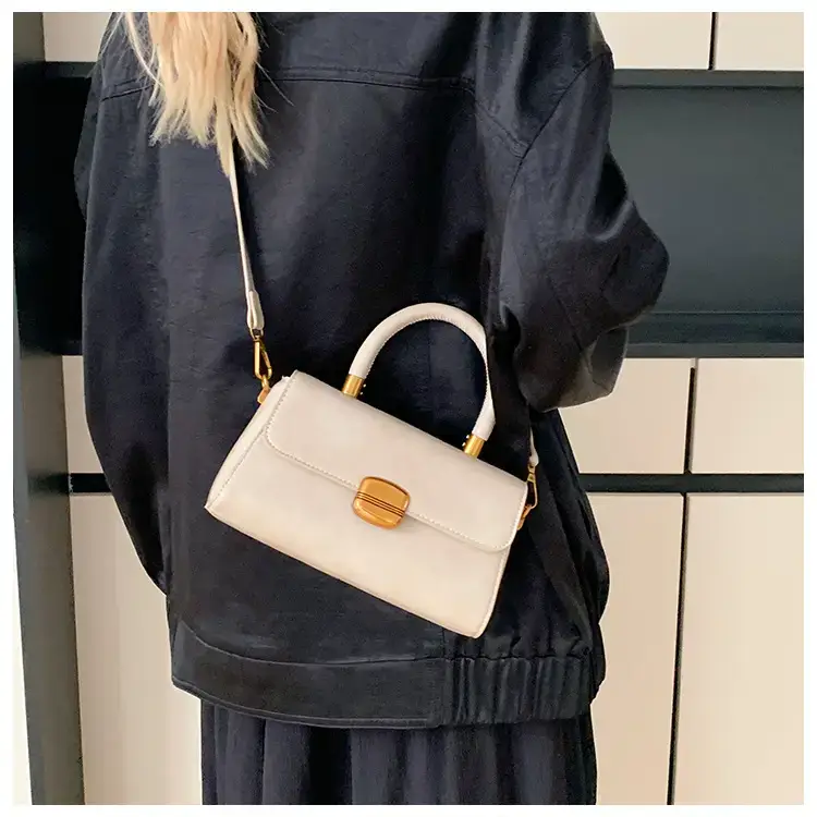 White Square Shoulder Crossbody Bag for Women 2025 — feature 13