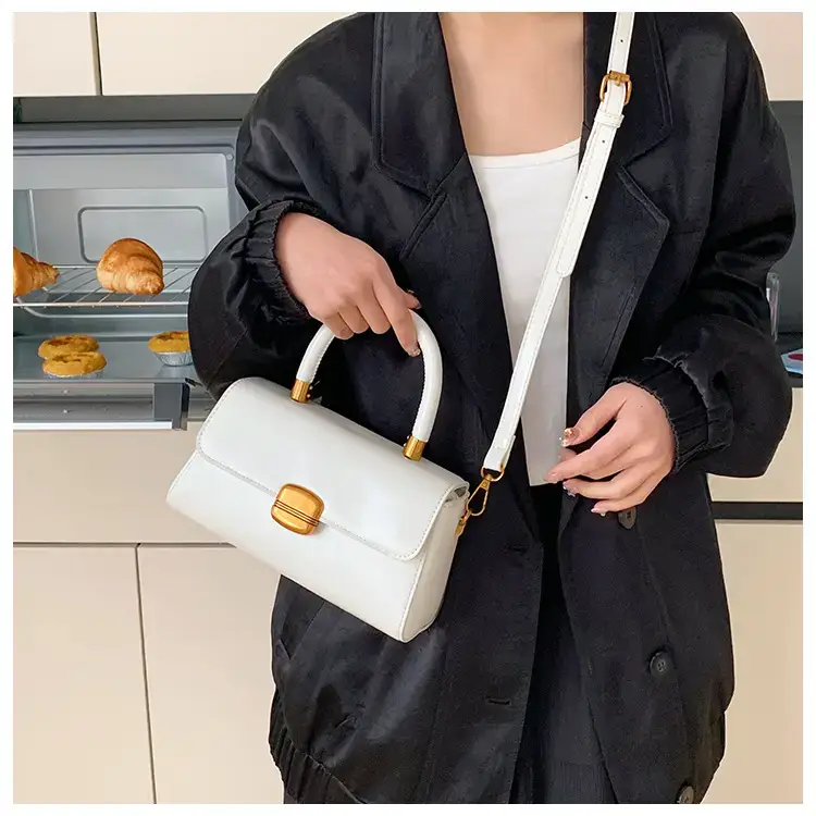 White Square Shoulder Crossbody Bag for Women 2025 — feature 9