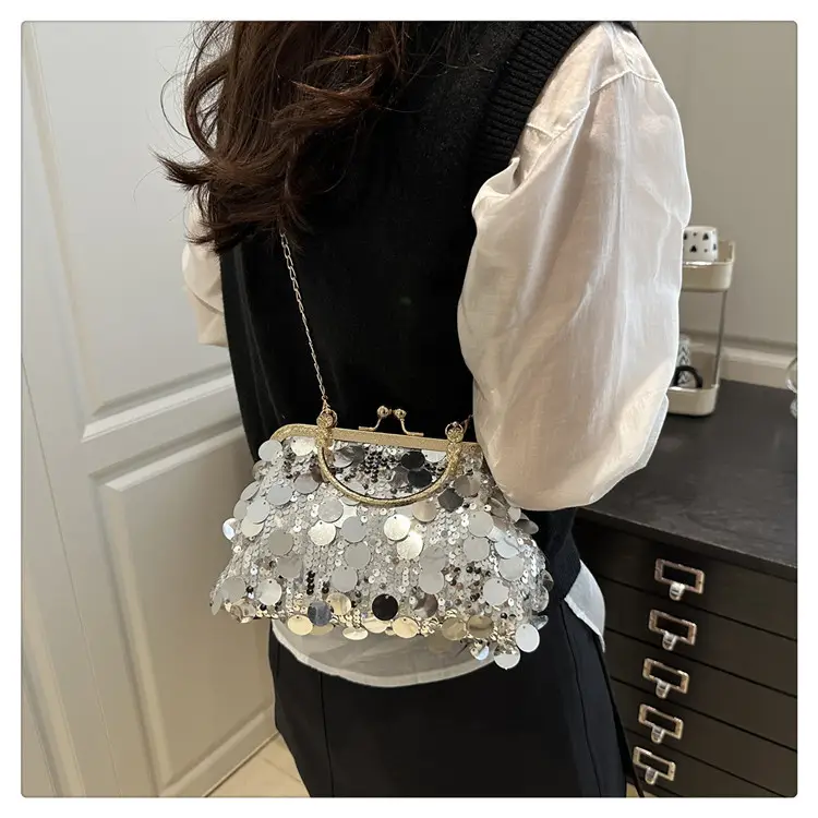 Retro Gold Lace Shoulder Bag for Women 2025 — feature 23