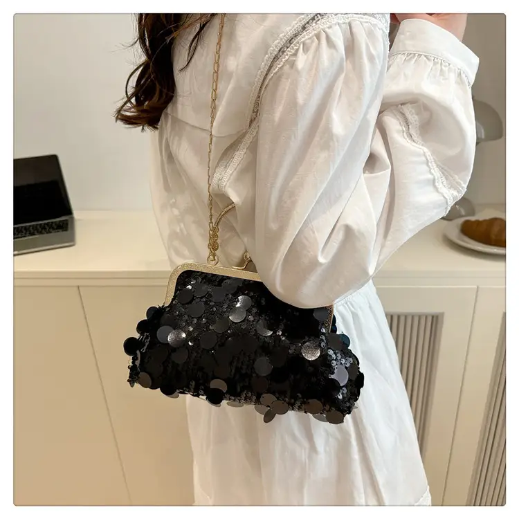 Retro Gold Lace Shoulder Bag for Women 2025 — feature 34