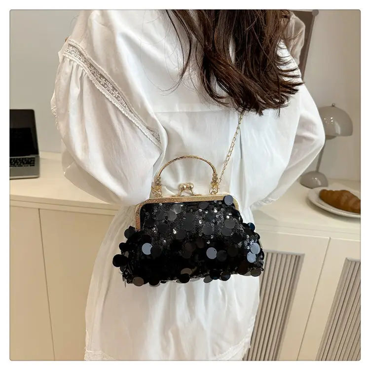 Retro Gold Lace Shoulder Bag for Women 2025 — feature 38