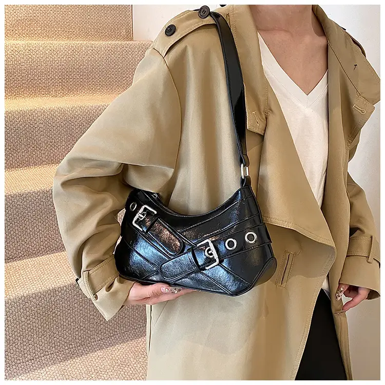 Vintage Red Motorcycle Bag for Girls 2025 — feature 18