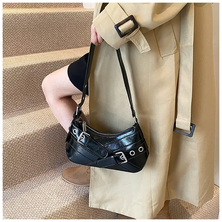 Vintage Red Motorcycle Bag for Girls 2025 — feature 20