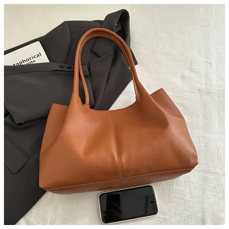 Black Leather Tote Bag Large Capacity Daily Commute — feature 19