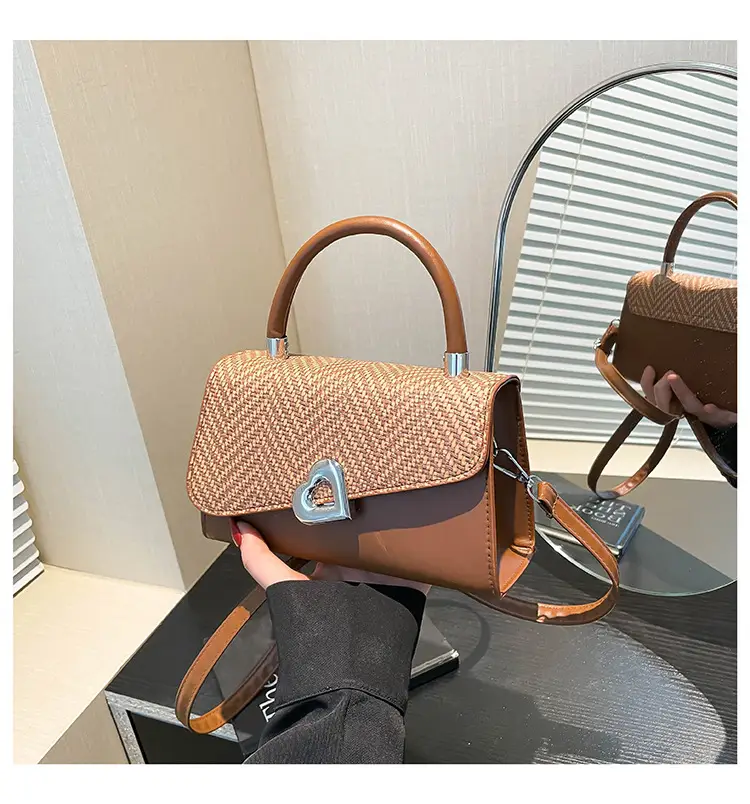 New Style Women's Beige Shoulder Bag with Crossbody Strap — feature 29