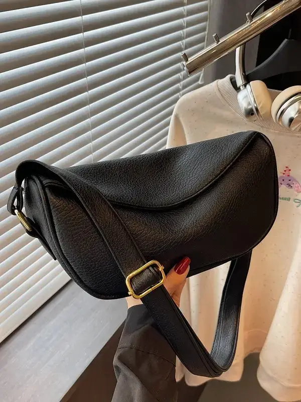 Trendy Red Crossbody Bag for Women 2025 - Image 8