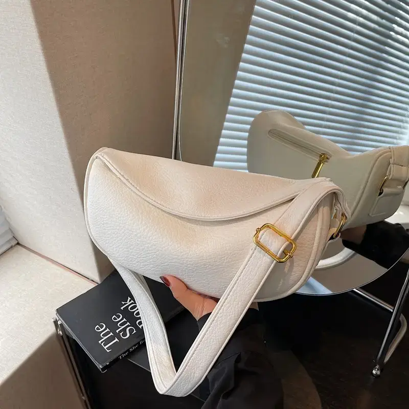 Trendy Red Crossbody Bag for Women 2025 - Image 2