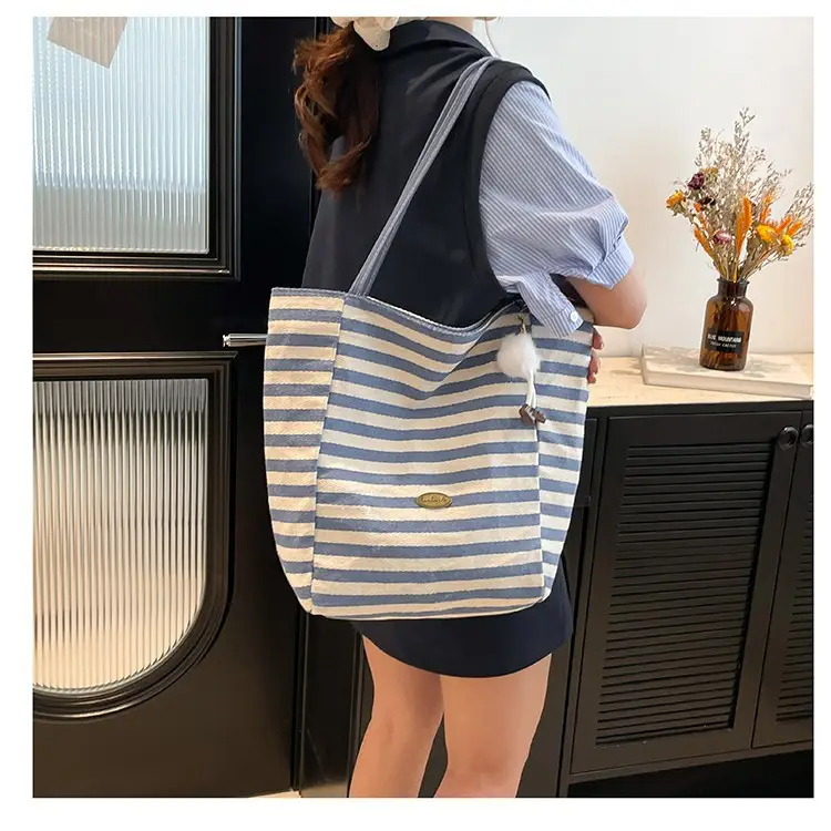 Green Striped Women's Shoulder Bag Wholesale Korean Hot Selling - Image 11