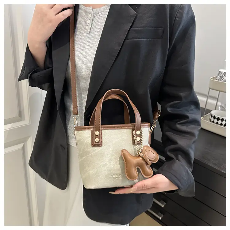 Women's Niche Bucket Bag Autumn Winter High-End Leather — feature 13