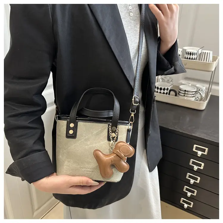 Women's Niche Bucket Bag Autumn Winter High-End Leather — feature 15