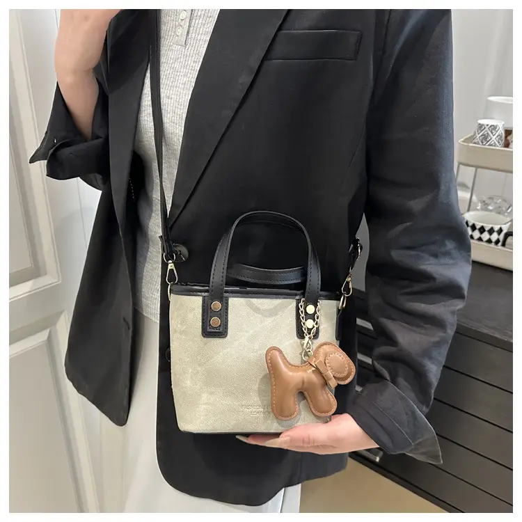 Women's Niche Bucket Bag Autumn Winter High-End Leather — feature 16