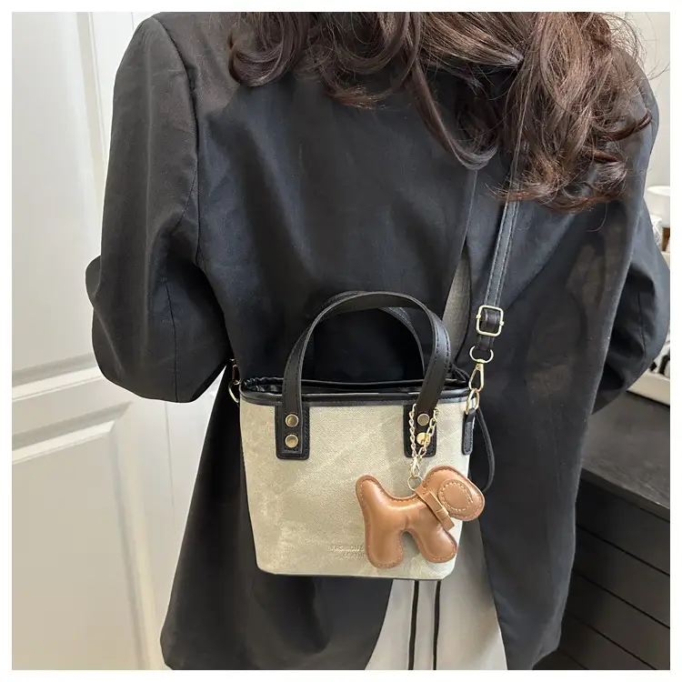 Women's Niche Bucket Bag Autumn Winter High-End Leather — feature 17