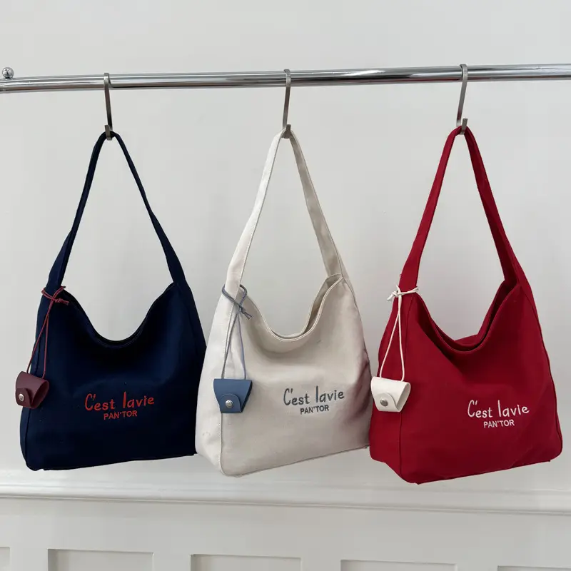 Red Canvas Shoulder Bag for Women Large Capacity 2025 — feature 1