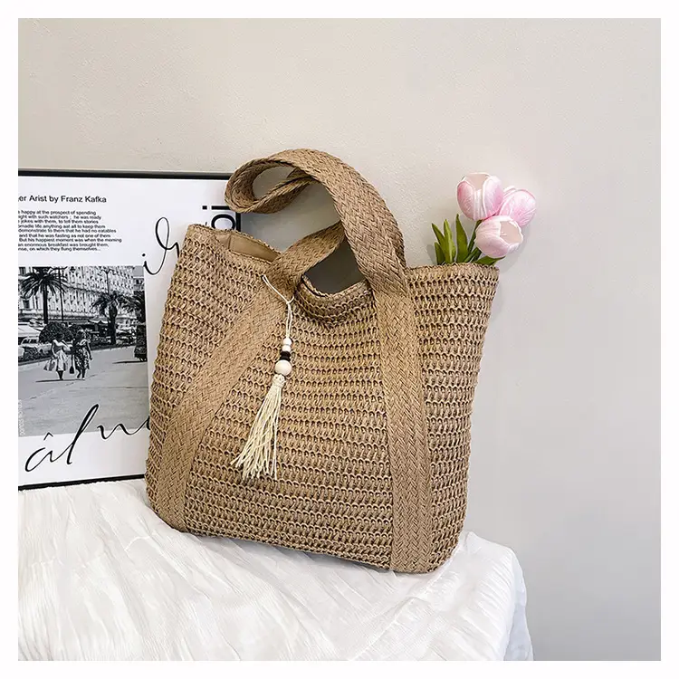 Women Straw Tote Bag Large Capacity Seaside Woven Beige — feature 21