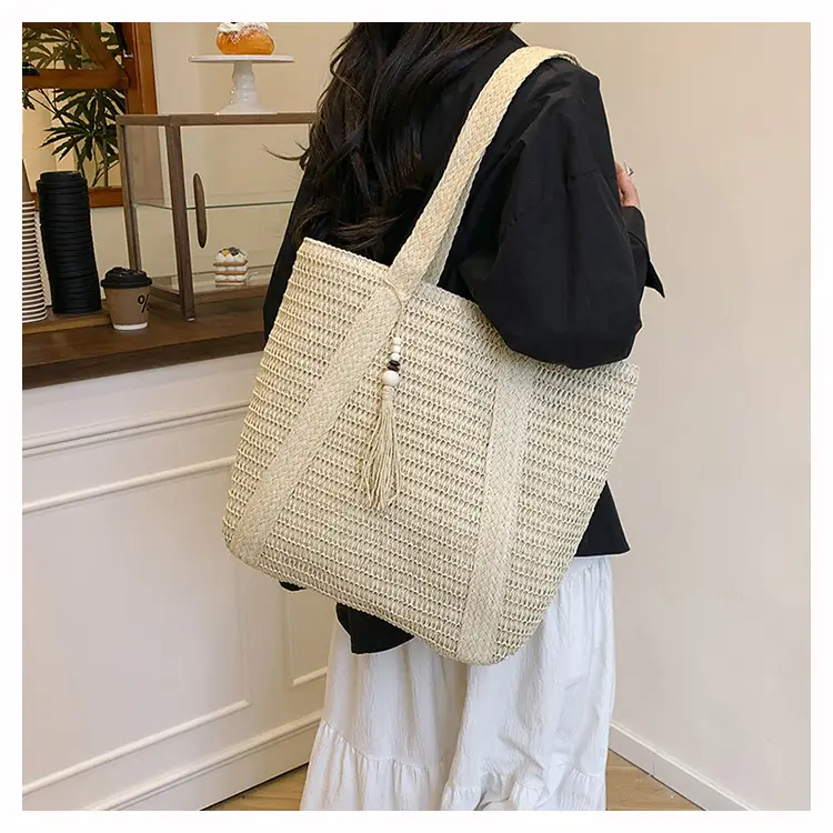 Women Straw Tote Bag Large Capacity Seaside Woven Beige — feature 8
