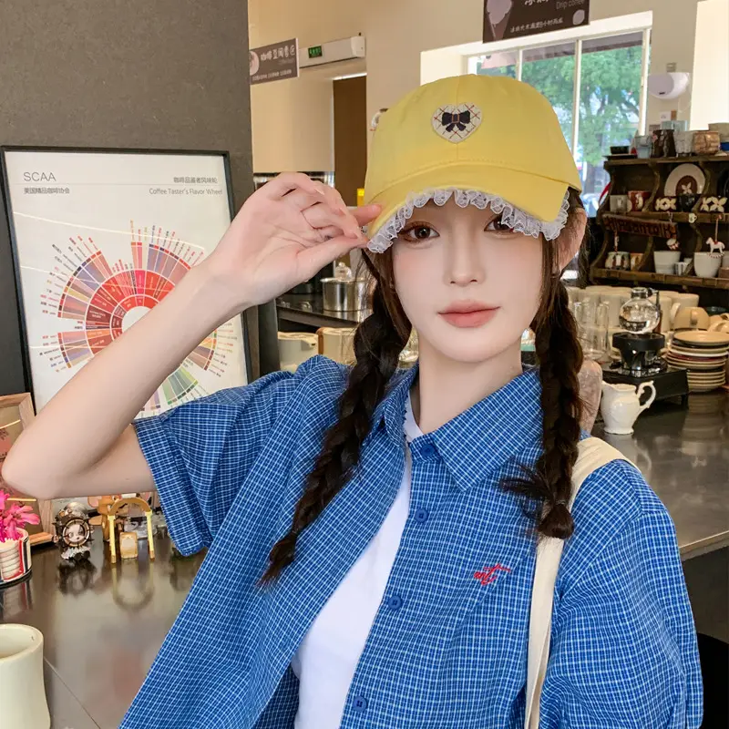 Black Heart Embroidered Girl Cap Korean Style — feature 2