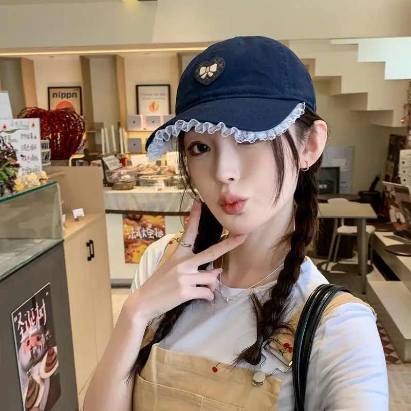 Black Heart Embroidered Girl Cap Korean Style — feature 8